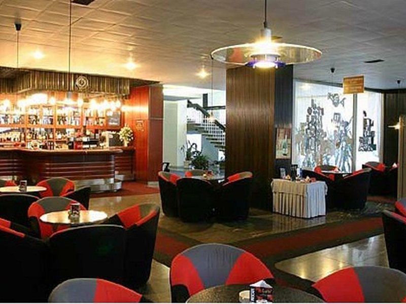 Hotel Lux Банска бистрица Ресторант снимка