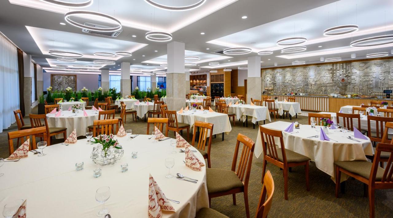 Hotel Lux Банска бистрица Екстериор снимка
