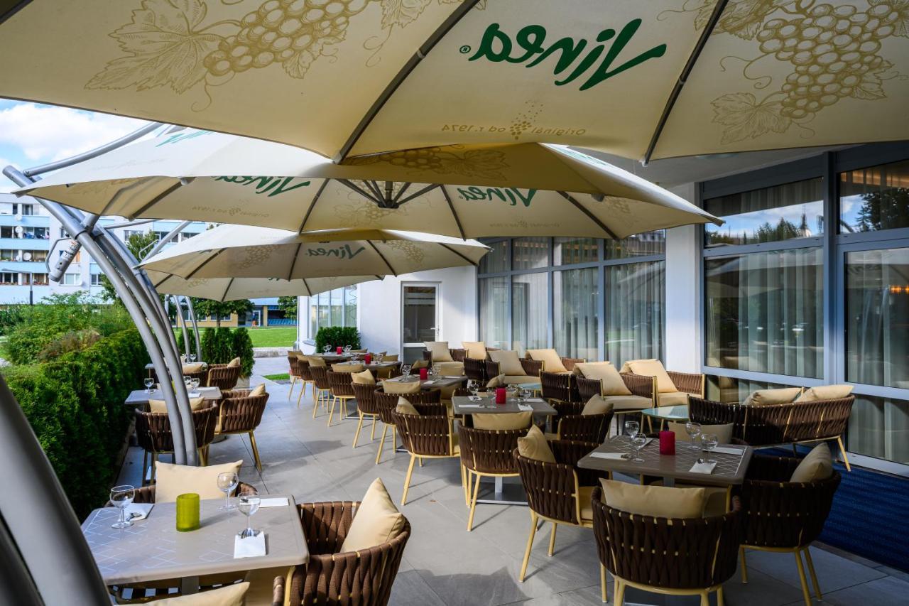 Hotel Lux Банска бистрица Екстериор снимка